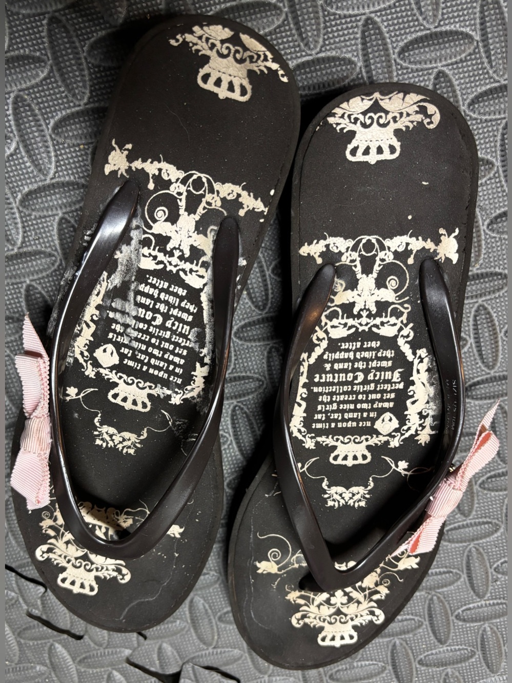 Y2K Juicy Couture Carmen flip-flop sandals - Picture 2 of 8